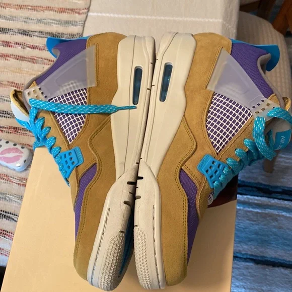 Jordan 4 (SOLD) - Picture 3 of 8